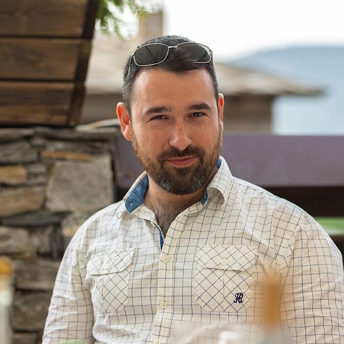 valentin-valkanov-frognews_700x700_crop_478b24840a