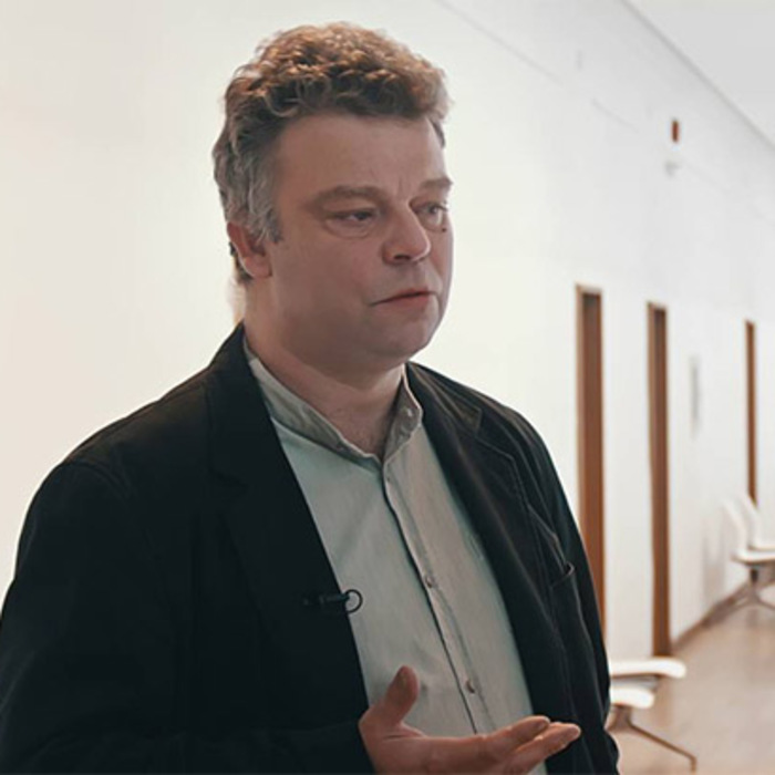 vacov-youtube_700x700_crop_478b24840a